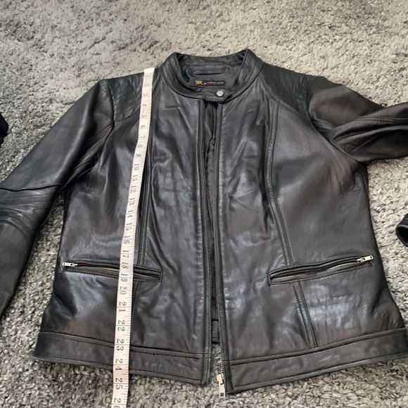Womens Large or XL Leather jacket bh sophisticates - Picture 6 of 10